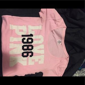 A pink shirt! Super cute! Doesn’t fit me :(